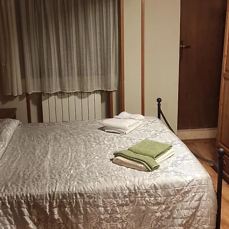 Lo Sguardo Sulla Valle *