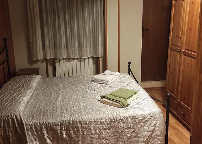 Lo Sguardo Sulla Valle *